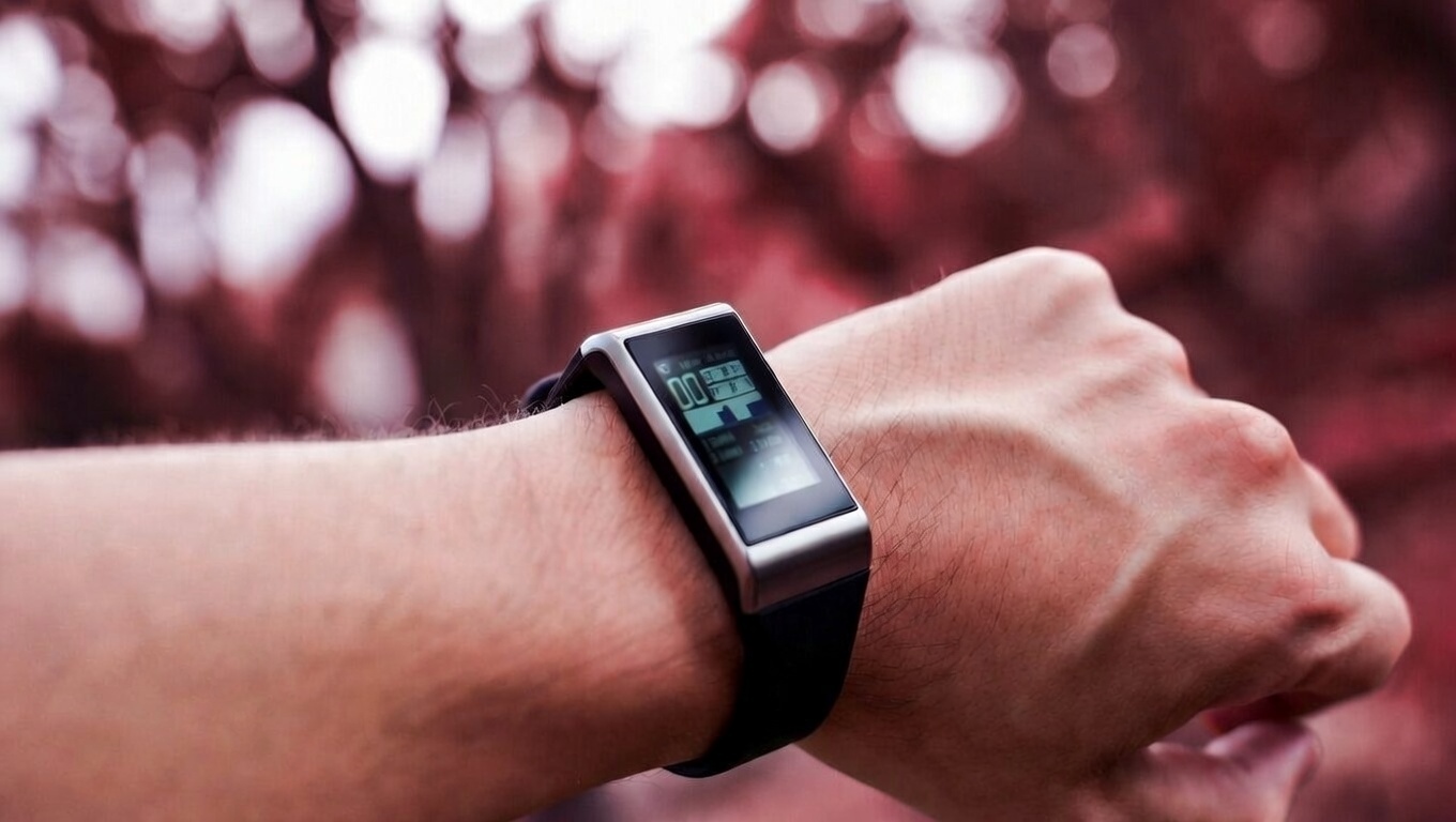 Best Xiaomi Fitness Bracelets: What to Choose in 2026