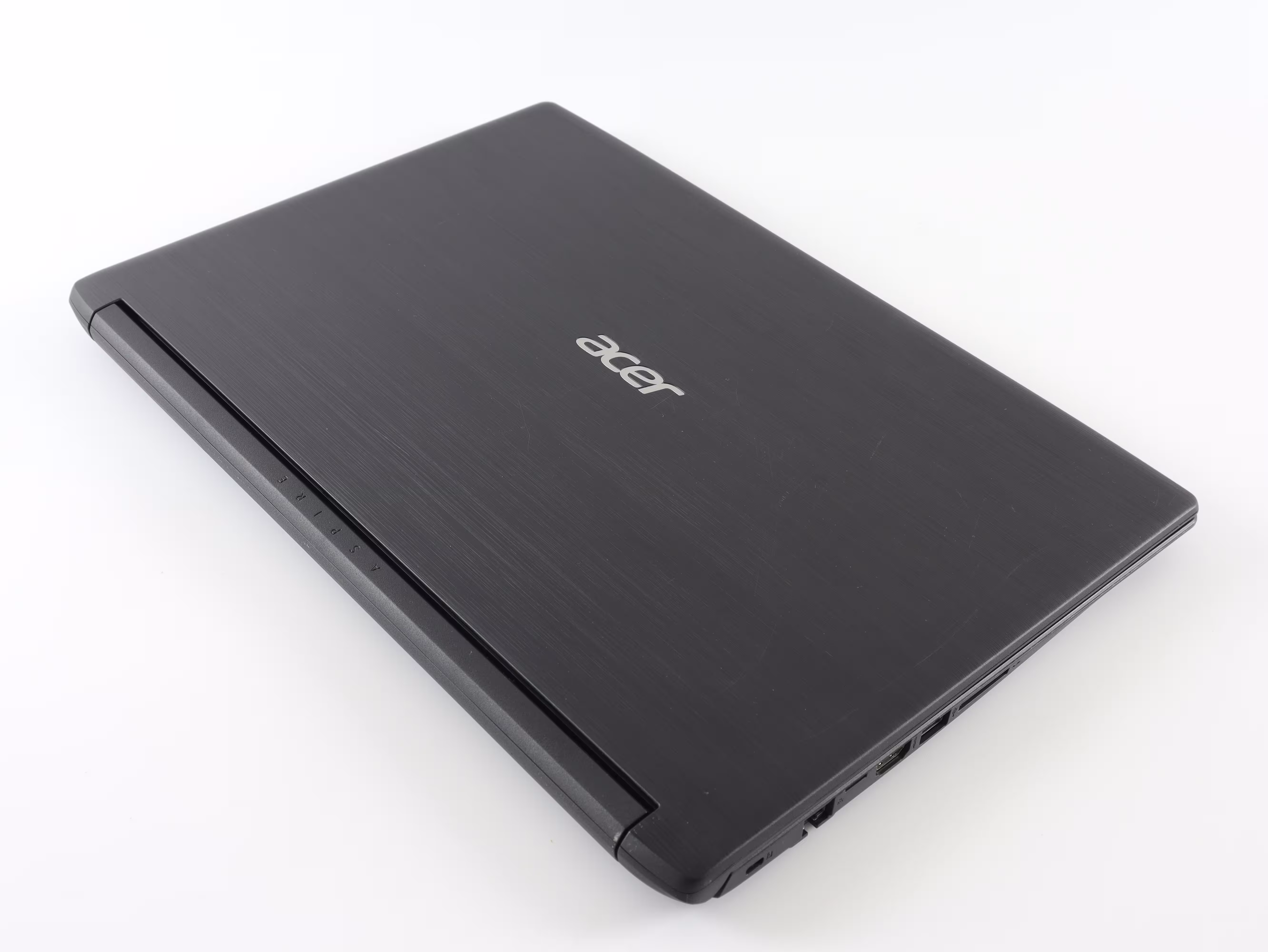 Acer Nitro V 16 AI Intel огляд 2026: характеристики та тести