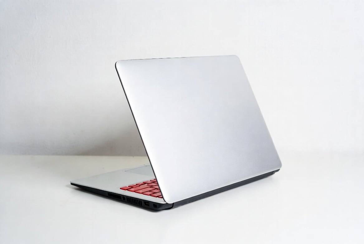 Найкращі ноутбуки до 20000 грн в 2026 році: що реально коштує грошей