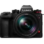 Бездзеркальний фотоапарат Panasonic Lumix S1R II + S 24-105 mm f/4 Macro O.I.S. - English language (DC-S1RM2ME)